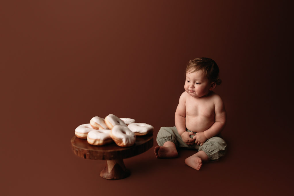 cumberland maryland newborn cake smash photography